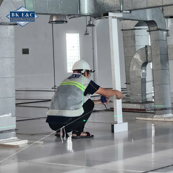 Chọn đơn vị kiểm định uy tín cần kiểm tra giấy phép và chứng nhận rõ ràng