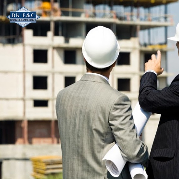 Đơn vị tư vấn giám sát xây dựng nhà ở cần báo cáo tiến độ thi công hàng ngày/tuần cho chủ thầu 