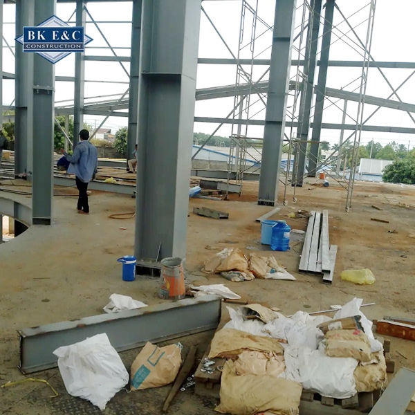 Quy trình kiểm định công trình công nghiệp đòi hỏi độ chính xác và tuân thủ nghiêm ngặt