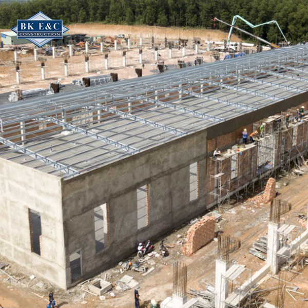 Bách Khoa cam kết thi công nhà xưởng đúng tiến độ và tiêu chuẩn