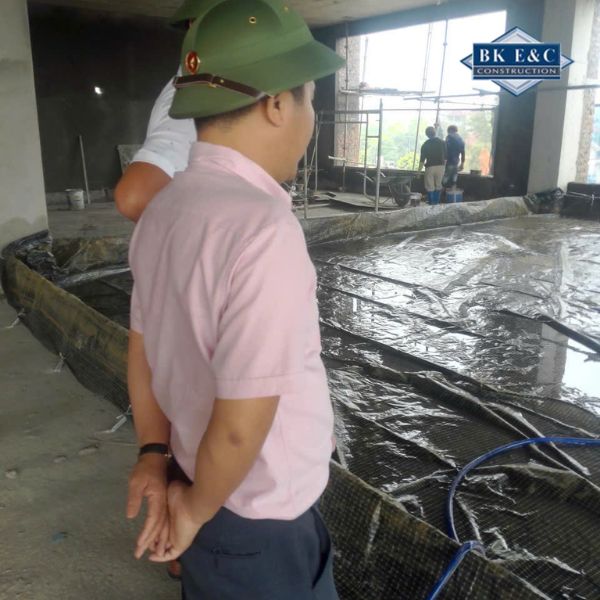 Theo dõi độ võng, biến dạng và vết nứt khi thử tải ô sàn