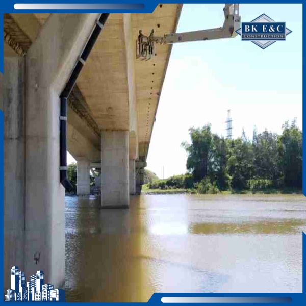 Hoạt động kiểm định hỗ trợ phát hiện sớm các dấu hiệu xuống cấp của cầu.